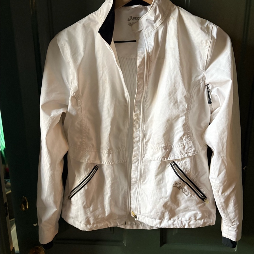 ASICS Women's Utility Jacket in White